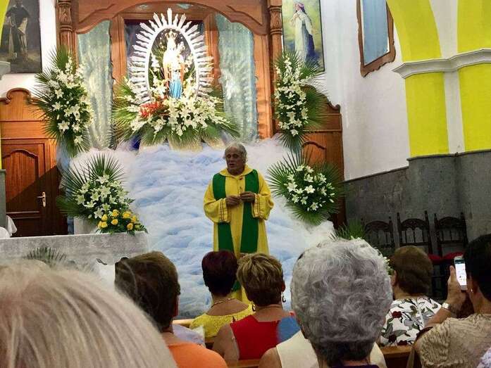 Ceremonia de la Bajada de la Virgen de las Nieves del pasado año (Foto TA)